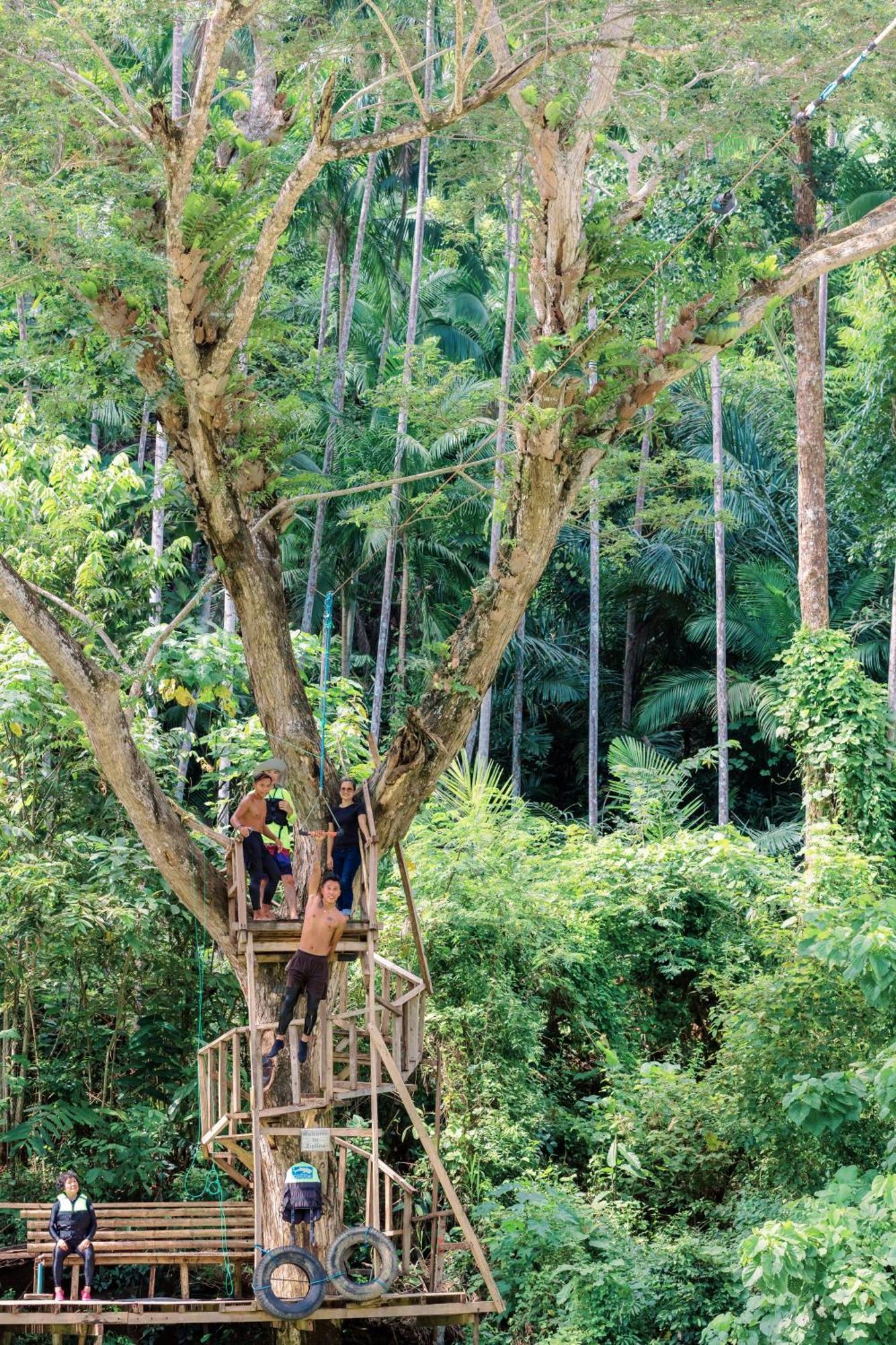 Busai Dream Falls Resort Loboc Esterno foto